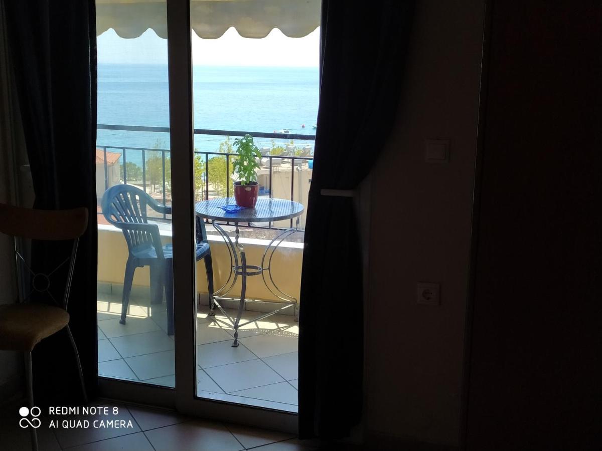 Brb Rooms Himare Esterno foto