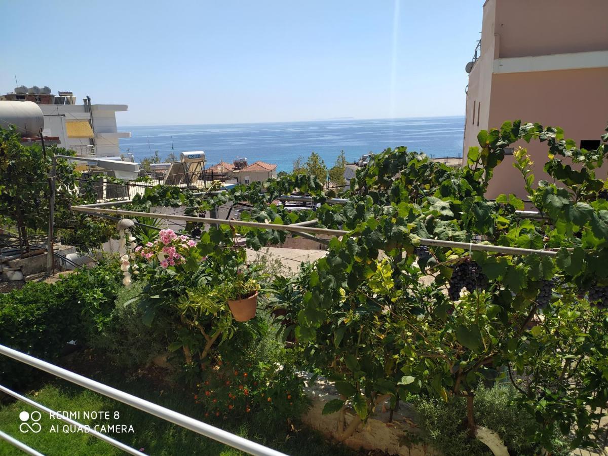 Brb Rooms Himare Esterno foto