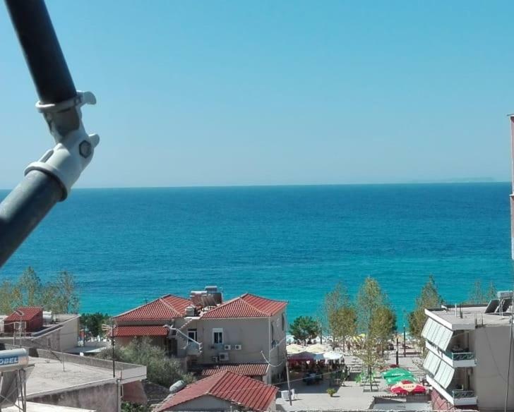 Brb Rooms Himare Esterno foto